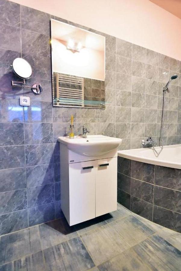 Nika Beds Hotel Pardubice Kültér fotó