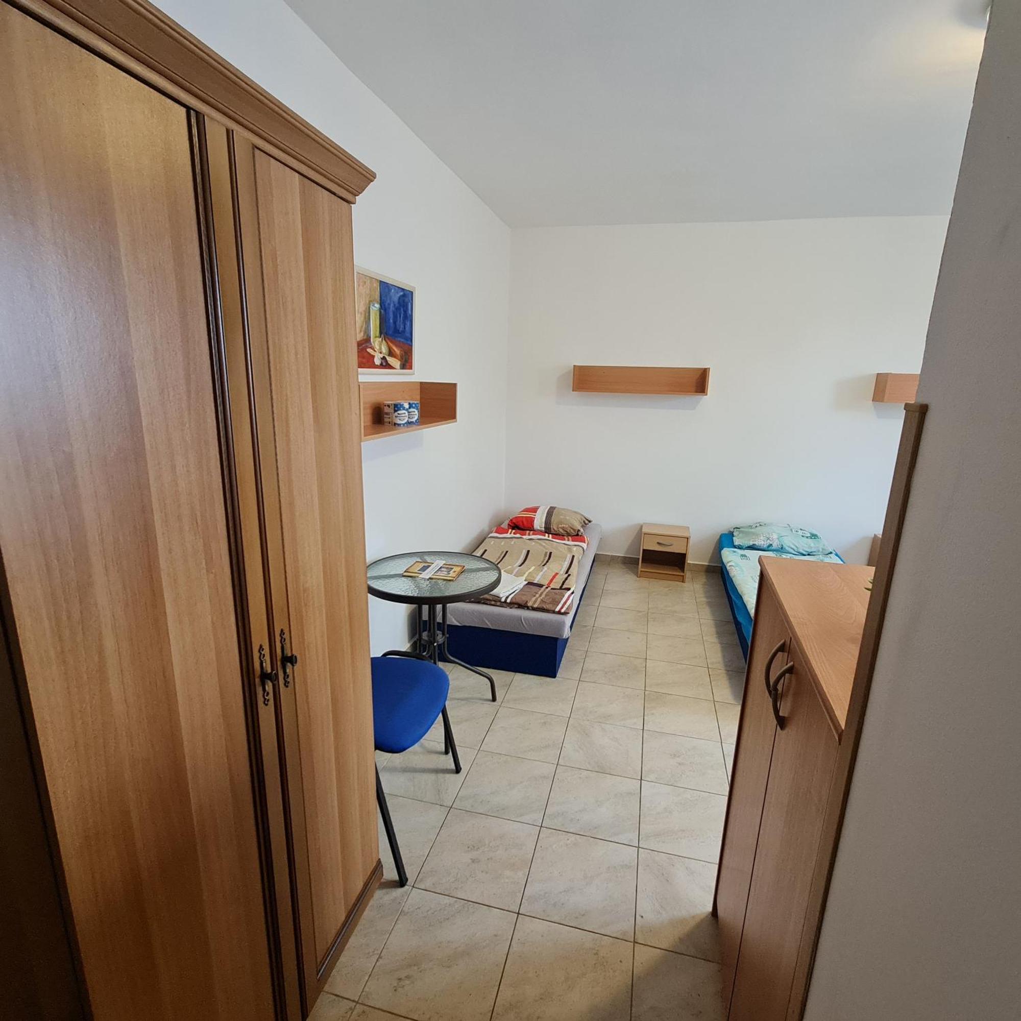 Nika Beds Hotel Pardubice Kültér fotó